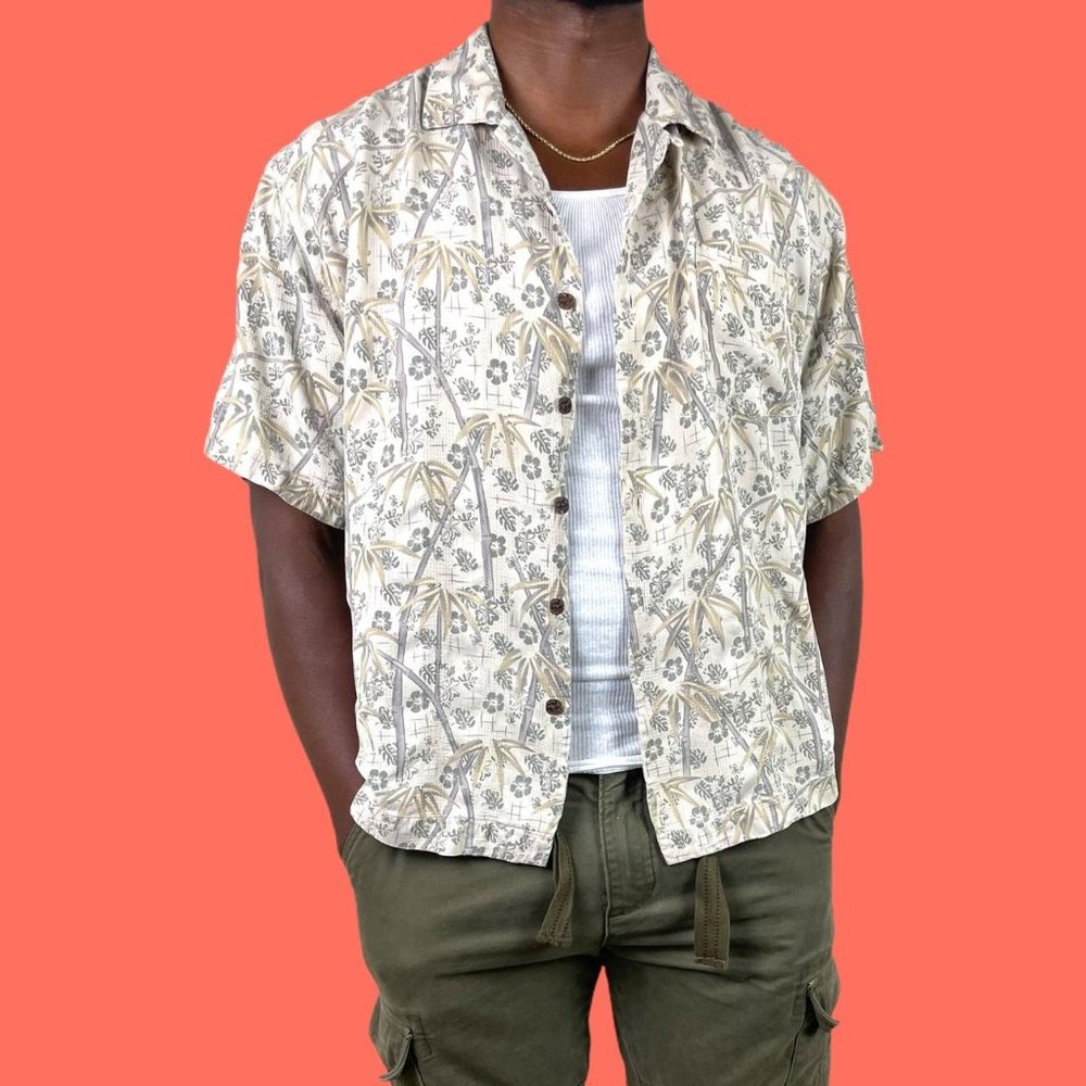 Classic Tropical Hawaiian Button Up shirt
